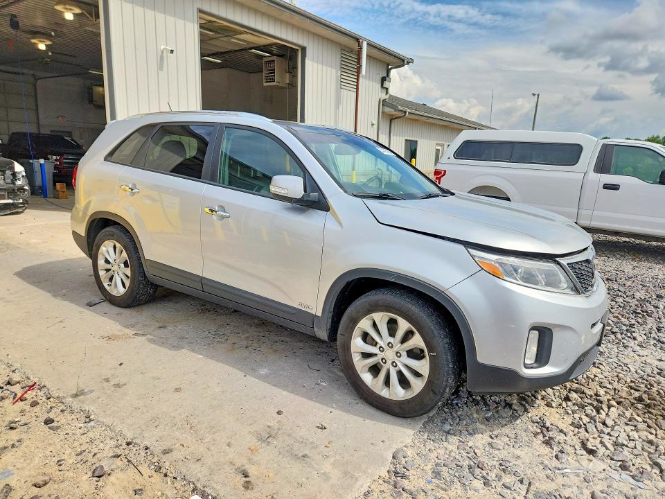 2014 Kia Sorento VIN 5XYKUDA72EG489888 COPART salvage auction — FRONT END, Mo - Salvage Certificate Of Title, sold $70 on 2026-07-28 (photo 4)