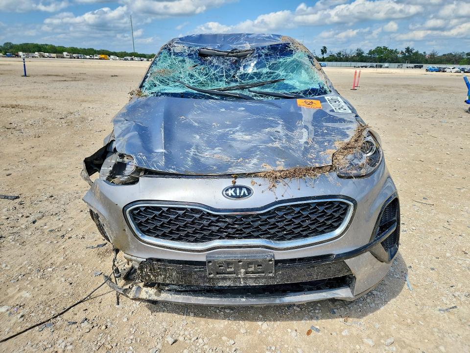 2022 Kia Sportage VIN KNDPM3AC5N7958546 COPART salvage auction — ROLLOVER, Tx - Salvage Vehicle Title, sold $1,300 on 2026-07-16 (photo 5)