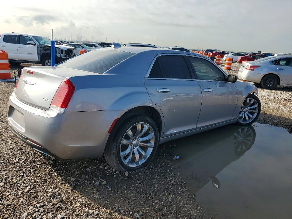 2018 Chrysler 300 VIN 2C3CCAEG8JH145899 COPART salvage auction — FRONT END, Tx - Salvage Vehicle Title, sold $3,350 on 2026-07-02 (photo 3)