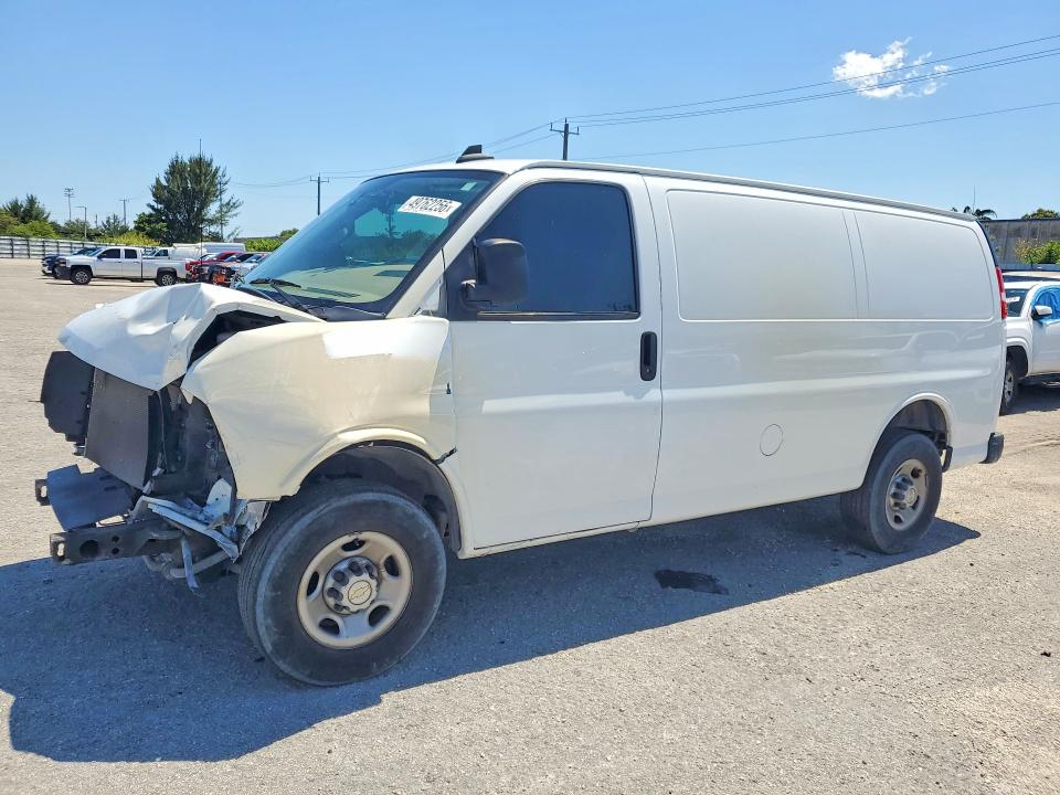 2022 Chevrolet Express VIN 1GCWGAFP9N1279871 COPART salvage auction — FRONT END, Fl - Cert Of Title Slvg Rebuildable, sold $8,700 on 2026-07-29 (photo 1)
