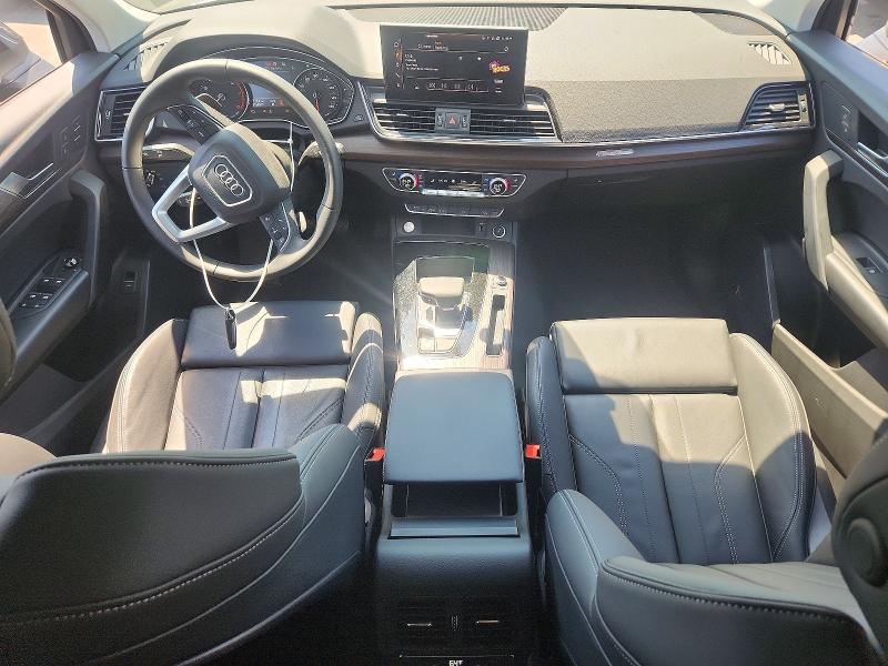 2024 Audi Q5 VIN WA1GAAFY3R2153093 COPART salvage auction — REAR END, Ri - Salvage Certificate Of Title, sold $17,300 on 2026-07-30 (photo 8)