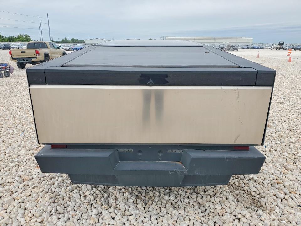 2025 Tesla VIN 7G2CEHED3SA081373 COPART salvage auction — FRONT END, Tx - Salvage Vehicle Title, sold $27,500 on 2026-07-23 (photo 6)