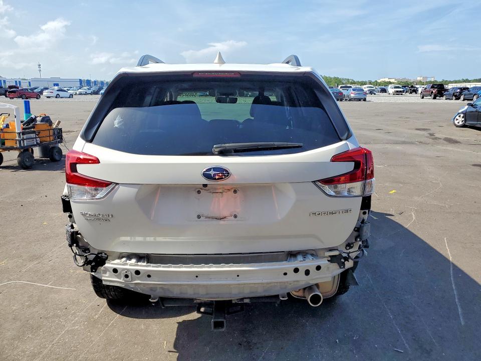 2020 Subaru Forester VIN JF2SKAUC5LH505679 COPART salvage auction — REAR END, Fl - Cert Of Title Slvg Rebuildable, sold $6,700 on 2026-07-13 (photo 6)