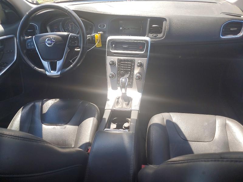 2018 Volvo V60 VIN YV440MWK4J2052882 COPART salvage auction — MECHANICAL, Pa - Cert Of Title (P), sold $3,800 on 2026-07-02 (photo 8)
