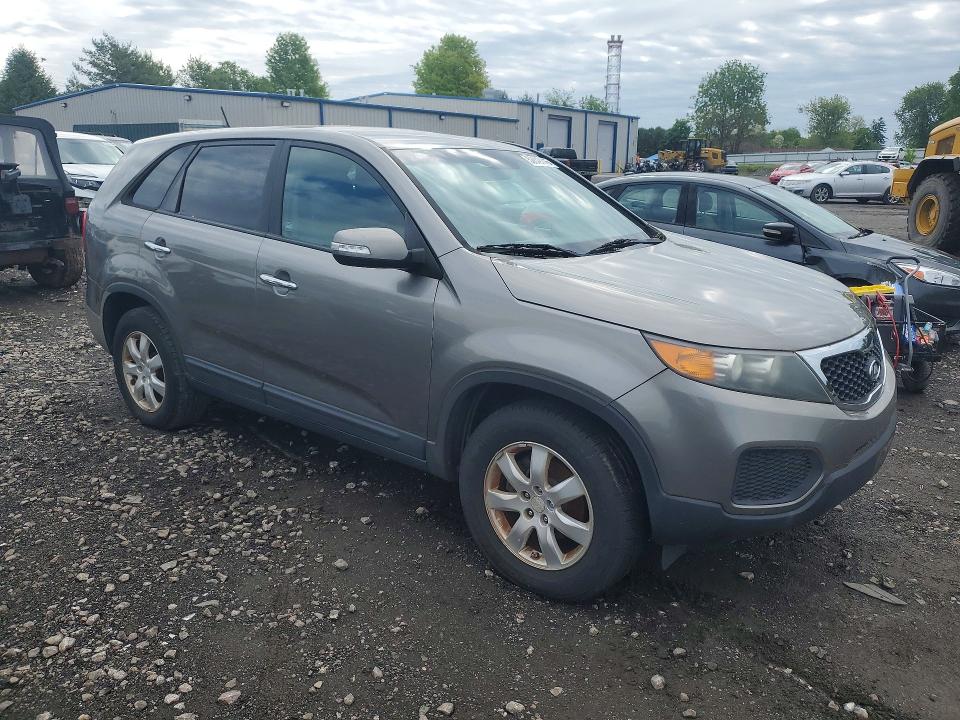 2011 Kia Sorento VIN 5XYKT3A12BG069598 COPART salvage auction — MECHANICAL, MD - CERTIFICATE OF TITLE, sold $275 on 2026-07-27 (photo 4)