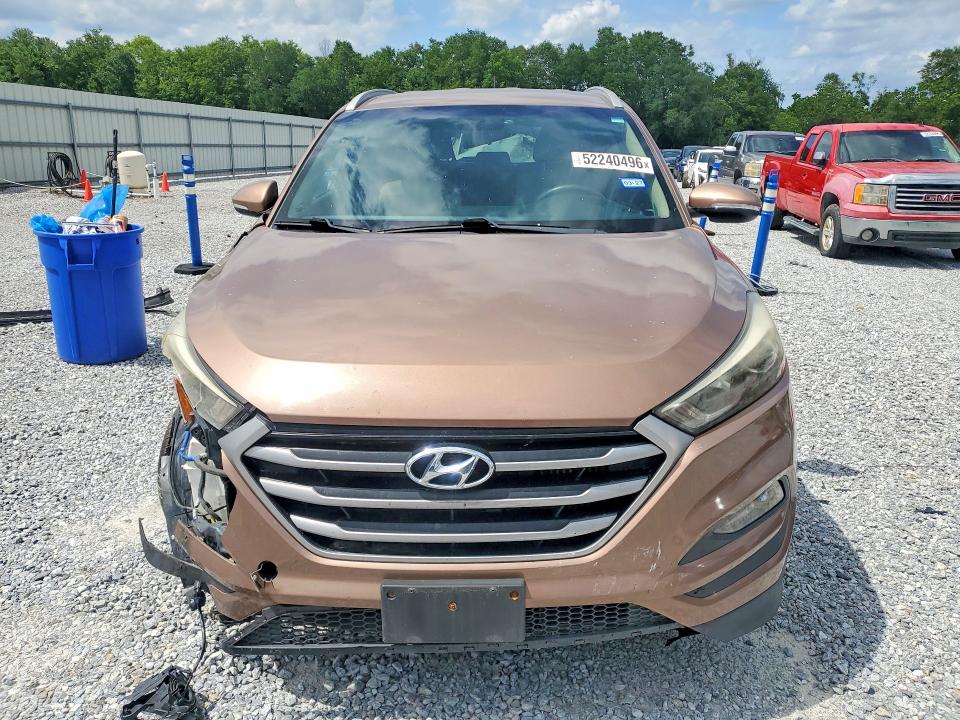 2017 Hyundai VIN KM8J33A22HU332888 COPART salvage auction — FRONT END, Tx - Salvage Vehicle Title, sold $2,100 on 2026-07-20 (photo 5)