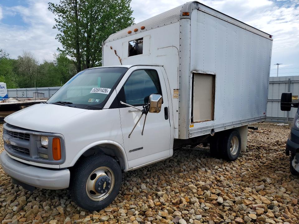 2002 Chevrolet Express 2500 VIN 1GBJG31R421144182 COPART salvage auction — ROOF, Pa - Certificate Of Salvage, sold $225 on 2026-07-08 (photo 1)