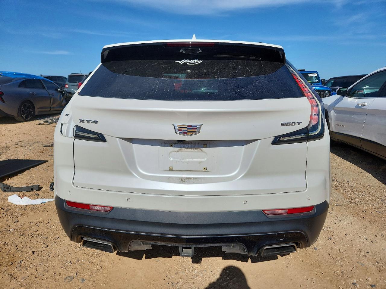 2022 Cadillac XT4 VIN 1GYFZER42NF113627 COPART salvage auction — Side, TX - SALVAGE VEHICLE TITLE, sold $6,400 on 2026-07-09 (photo 6)