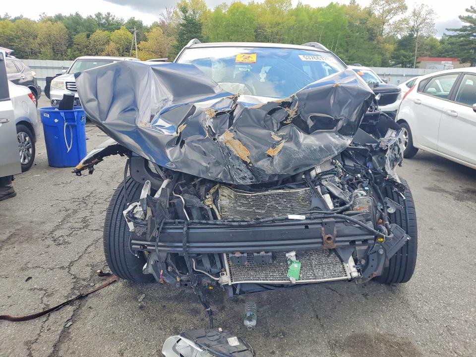 2017 Nissan Rogue VIN JN1BJ1CR4HW135483 COPART salvage auction — FRONT END, RI - SALVAGE CERTIFICATE OF TITLE, sold $425 on 2026-07-09 (photo 5)