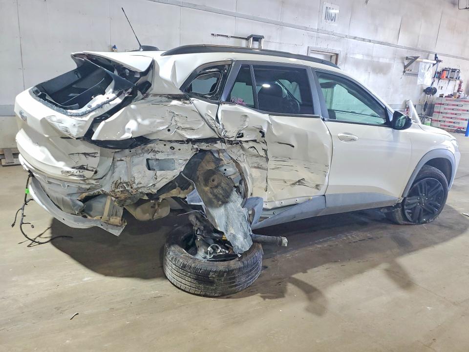 2025 Chevrolet Trax VIN KL77LKEP7SC271417 COPART salvage auction — REAR END, Mi - Scrap Certificate Of Title, sold $4,050 on 2026-07-31 (photo 3)