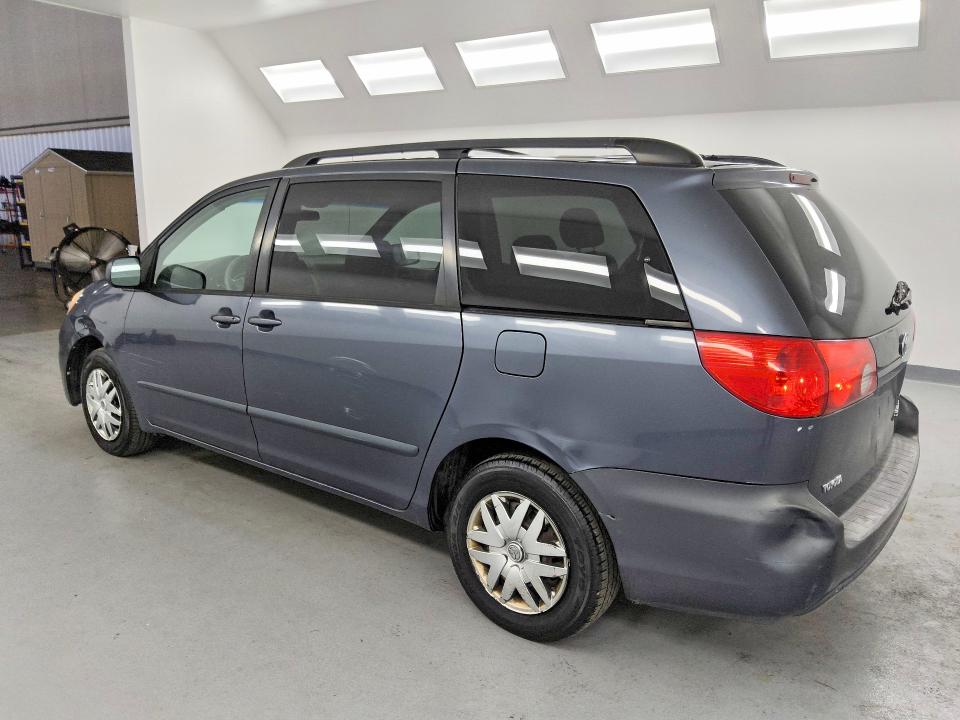 2006 Toyota Sienna VIN 5TDZA23C56S398981 COPART salvage auction — NORMAL WEAR, WV - CERTIFICATE OF TITLE, sold $600 on 2026-07-16 (photo 2)