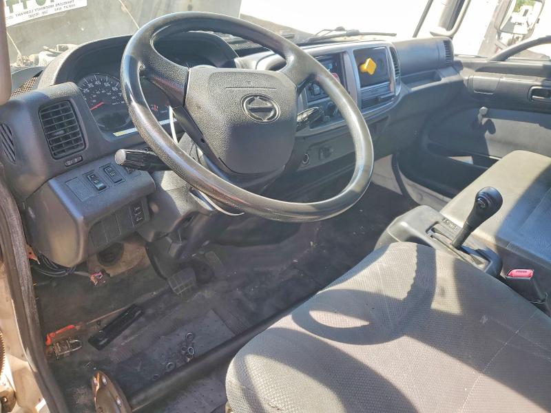 2016 Hino 338 VIN 5PVNV8JV1G4S55677 COPART salvage auction — FRONT END, CT - CERT OF TITLE-SALVAGE, sold $2,200 on 2026-07-22 (photo 8)