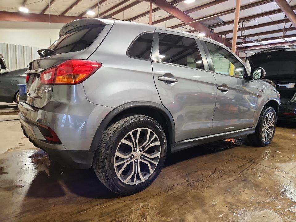2019 Mitsubishi VIN JA4AP3AU1KU035574 COPART salvage auction — FRONT END, Pa - Certificate Of Salvage, sold $3,400 on 2026-07-02 (photo 3)