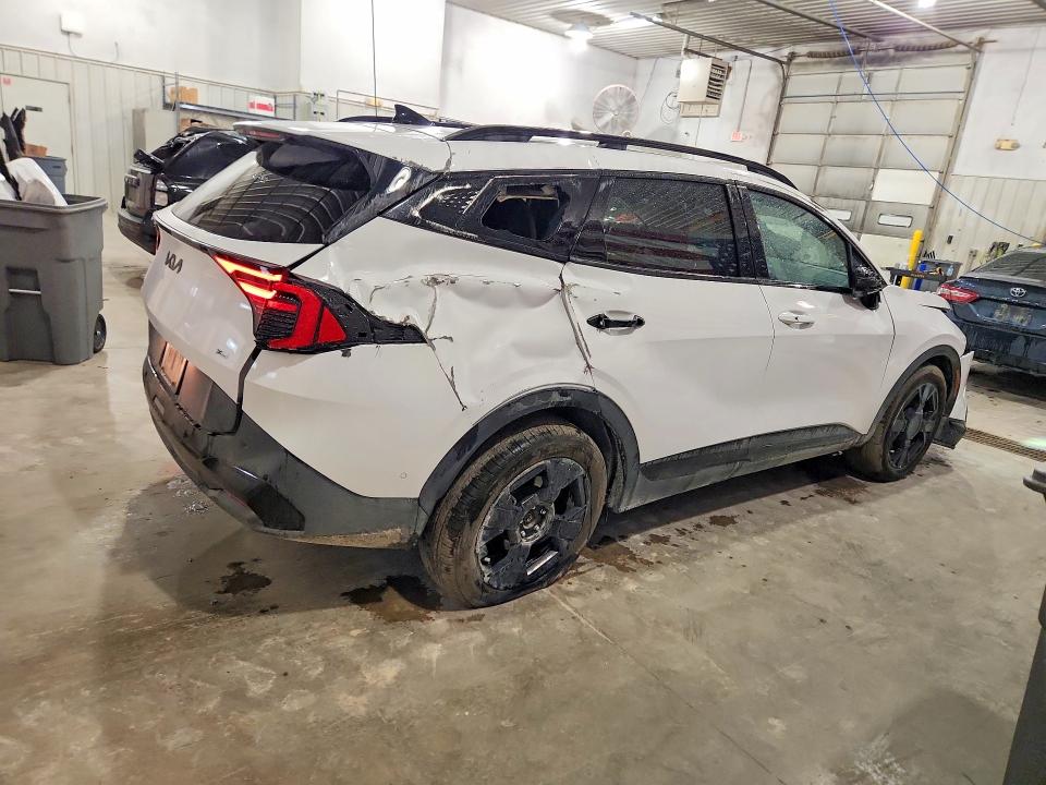 2026 Kia Sportage VIN 5XYK6CDF8TG352121 COPART salvage auction — ALL OVER, Ia - Cert Of Title-Salvage Title, sold $7,600 on 2026-07-14 (photo 3)
