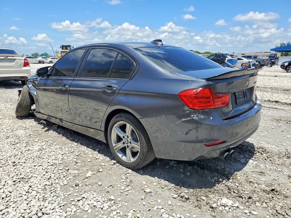 2014 BMW 3er VIN WBA3B5C59EP544228 COPART salvage auction — SIDE, Fl - Cert Of Title Slvg Rebuildable, sold $700 on 2026-08-18 (photo 2)
