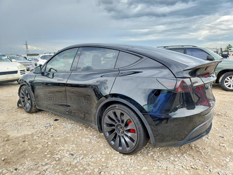 2021 Tesla Model y VIN 5YJYGDEF7MF202067 COPART salvage auction — FRONT END, Tx - Salvage Vehicle Title, sold $5,500 on 2026-07-31 (photo 2)