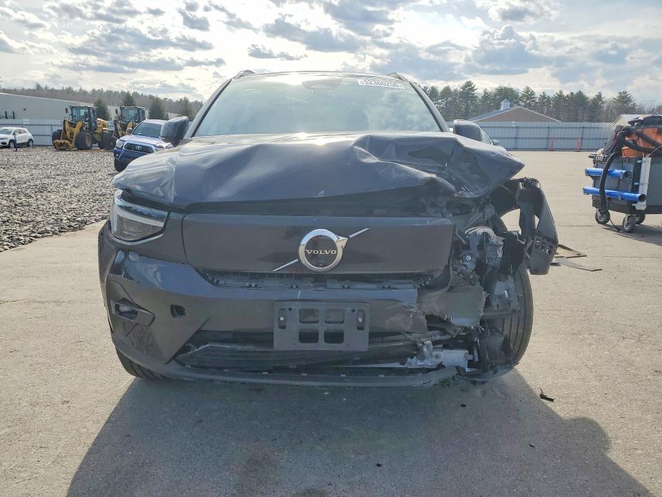 2024 Volvo VIN YV4ER3XM9R2257257 COPART salvage auction — FRONT END, Me - Cert Of Title-Salvage Collisio, sold $9,300 on 2026-08-19 (photo 5)
