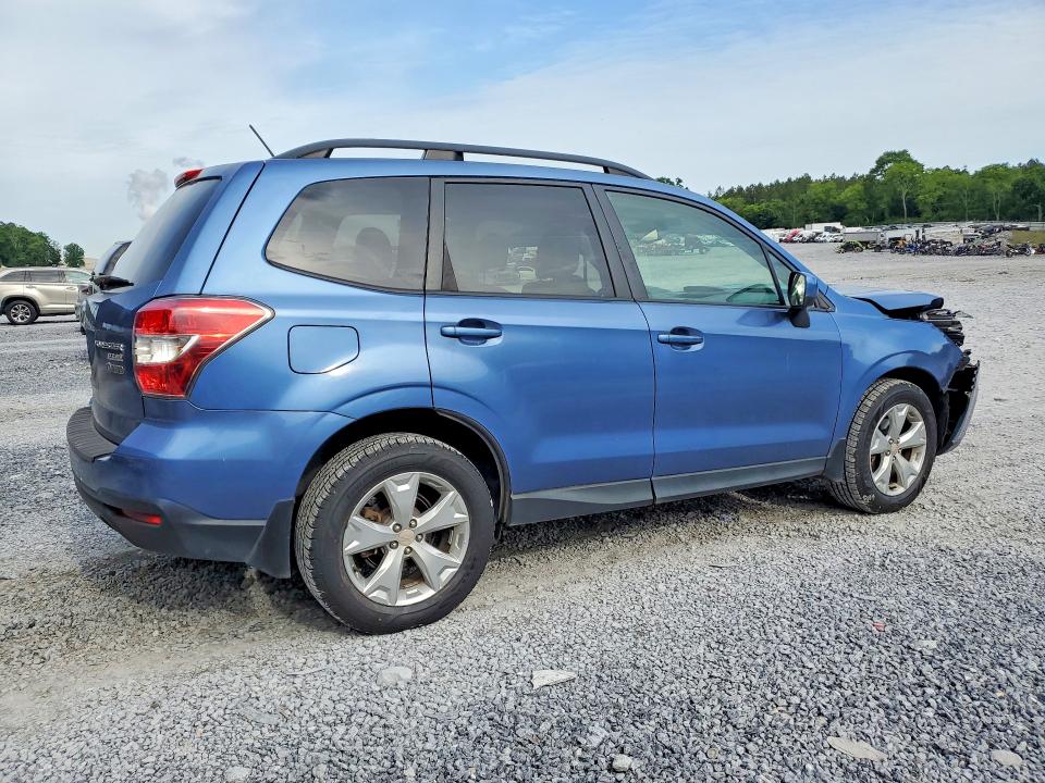 2015 Subaru Forester VIN JF2SJADC7FH427347 COPART salvage auction — FRONT END, Salvage Title, sold $375 on 2026-07-23 (photo 3)