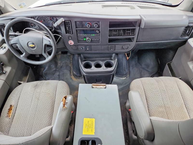 2016 Chevrolet Express VIN 1GCWGAFFXG1280862 COPART salvage auction — MINOR DENT/SCRATCHES, La - Certificate Of Title, sold $4,950 on 2026-07-02 (photo 8)