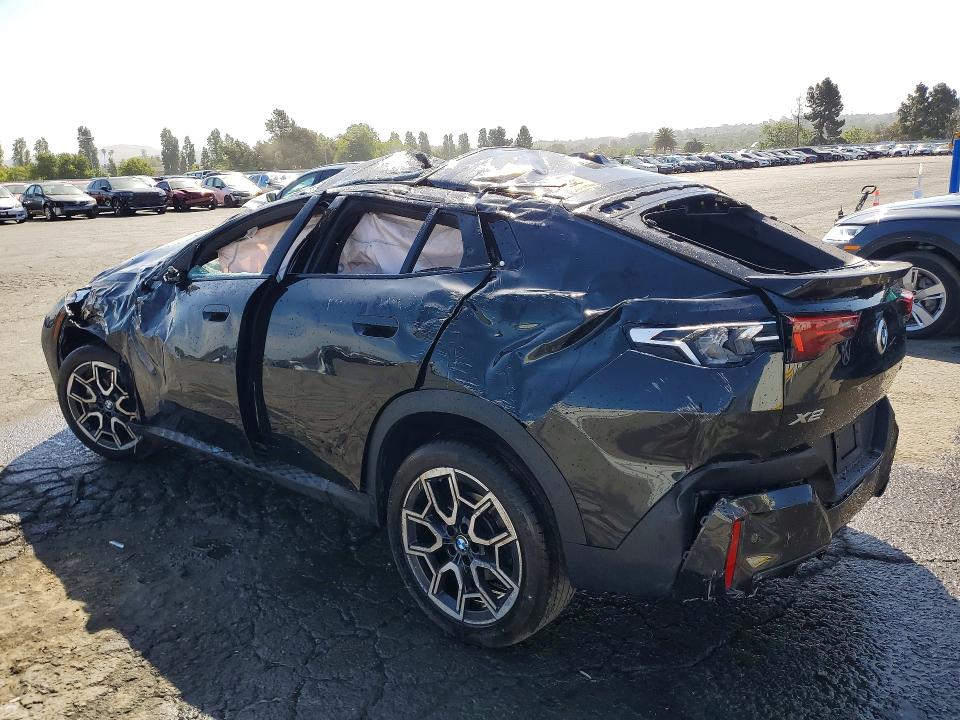2025 BMW X2 VIN WBX63GM06S5352366 COPART salvage auction — ROLLOVER, Ca - Dis/Dlr/Exp Only Clean Title, sold $3,250 on 2026-07-10 (photo 2)