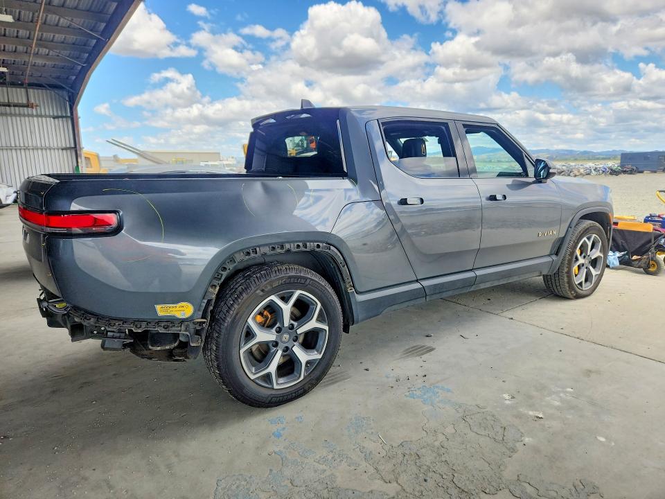 2022 Rivian VIN 7FCTGAAA9NN013484 COPART salvage auction — REAR END, Ca - Salvage Certificate, sold $16,700 on 2026-07-13 (photo 3)