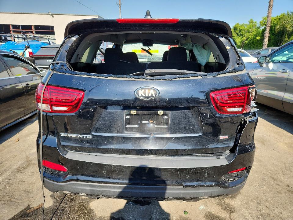 2019 Kia Sorento VIN 5XYPG4A31KG451963 COPART salvage auction — SIDE, CA - CERTIFICATE OF TITLE, sold $250 on 2026-07-28 (photo 6)