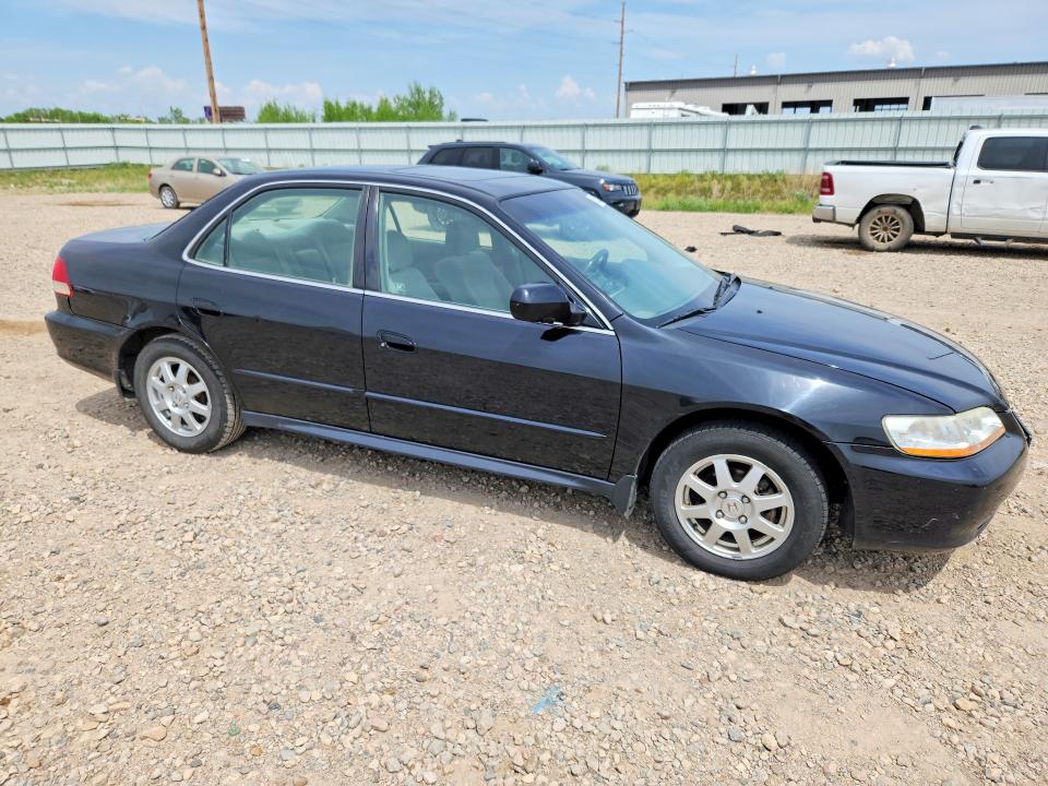 2002 Honda Accord VIN JHMCG567X2C021383 COPART salvage auction — HAIL, Mn - Cert Of Title-Prior Salvage, sold $550 on 2026-07-06 (photo 4)