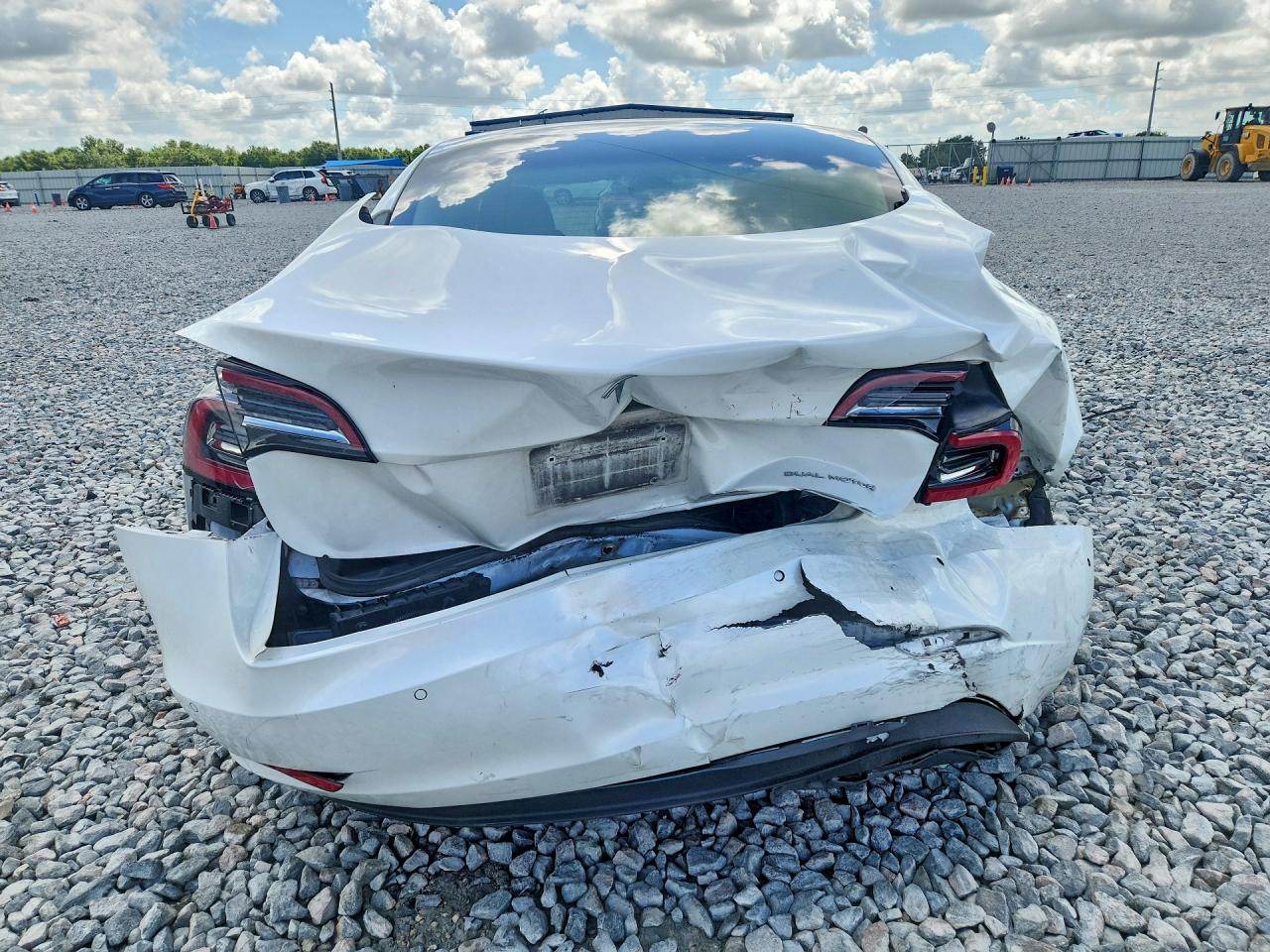 2022 Tesla Model 3 VIN 5YJ3E1EB0NF267758 COPART salvage auction — Rear End, Cd - Non-Repairable, sold $3,500 on 2026-09-18 (photo 6)