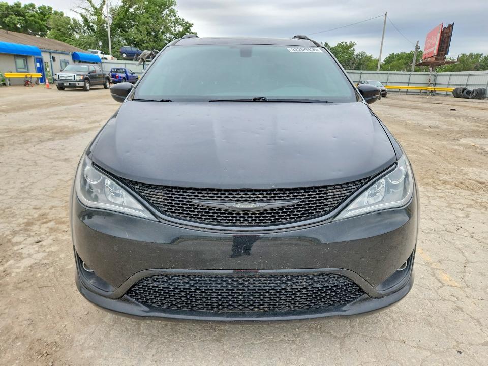 2018 Chrysler Pacifica VIN 2C4RC1GG4JR194420 COPART salvage auction — HAIL, Ks - Cert Of Title-Salvage, sold $3,150 on 2026-07-22 (photo 5)