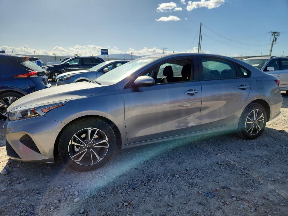 2024 Kia Forte VIN 3KPF24AD9RE742852 — COPART salvage auction photo