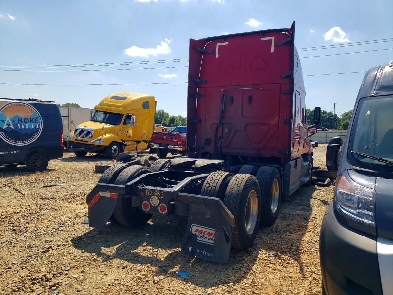 2020 Freightliner Cascadia VIN 3AKJHHDR8LSLJ7285 COPART salvage auction — MINOR DENT/SCRATCHES, WV - CERTIFICATE OF TITLE, sold $8,000 on 2026-07-15 (photo 4)