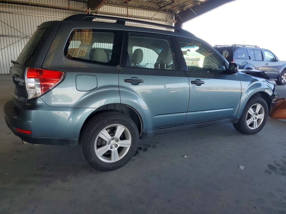 2011 Subaru Forester VIN JF2SHABC6BH743170 COPART salvage auction — FRONT END, Ca - Salvage Certificate, sold $800 on 2026-07-13 (photo 3)