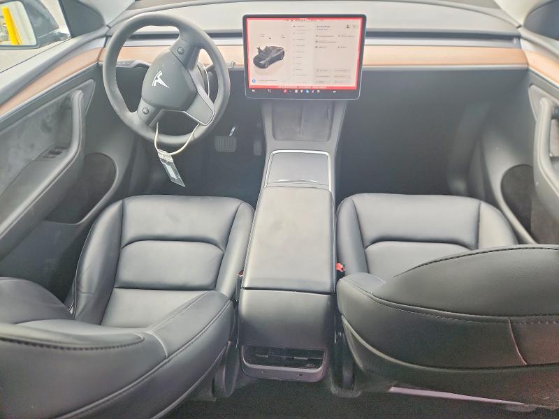 2025 Tesla Model y VIN 7SAYGDEE3SF295290 COPART salvage auction — SIDE, Nj - Cert Of Title-Salvage, sold $550 on 2026-07-30 (photo 8)
