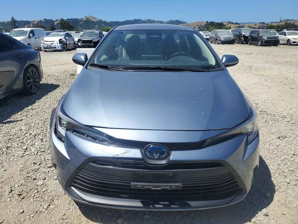 2025 Toyota Corolla VIN JTDBCMFE8SJ039734 COPART salvage auction — REAR END, CA - SALVAGE CERTIFICATE, sold $250 on 2026-07-23 (photo 5)