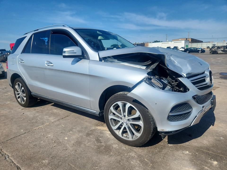 2016 Mercedes-benz VIN 4JGDA5JB8GA648326 COPART salvage auction — FRONT END, Tx - Salvage Vehicle Title, sold $1,100 on 2026-07-23 (photo 4)