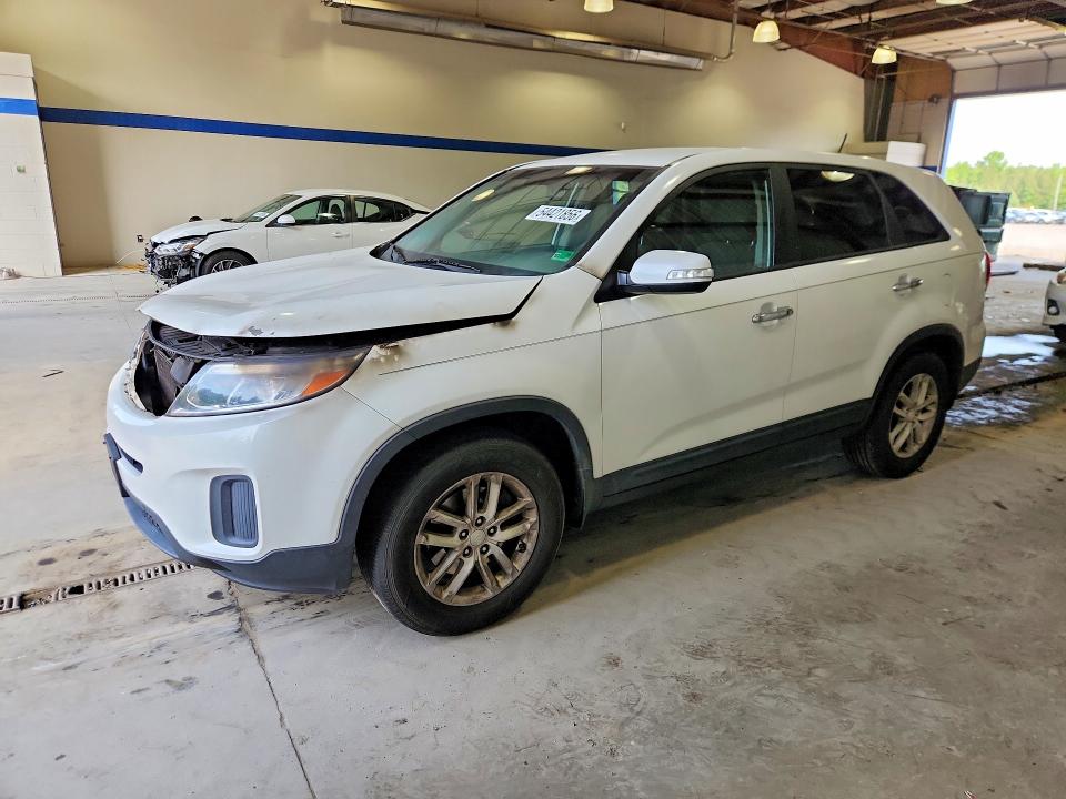 2014 Kia Sorento VIN 5XYKT3A6XEG535651 COPART salvage auction — Burn Engine, VA - CERT OF TITLE - SALVAGE, sold $600 on 2026-07-02 (photo 1)