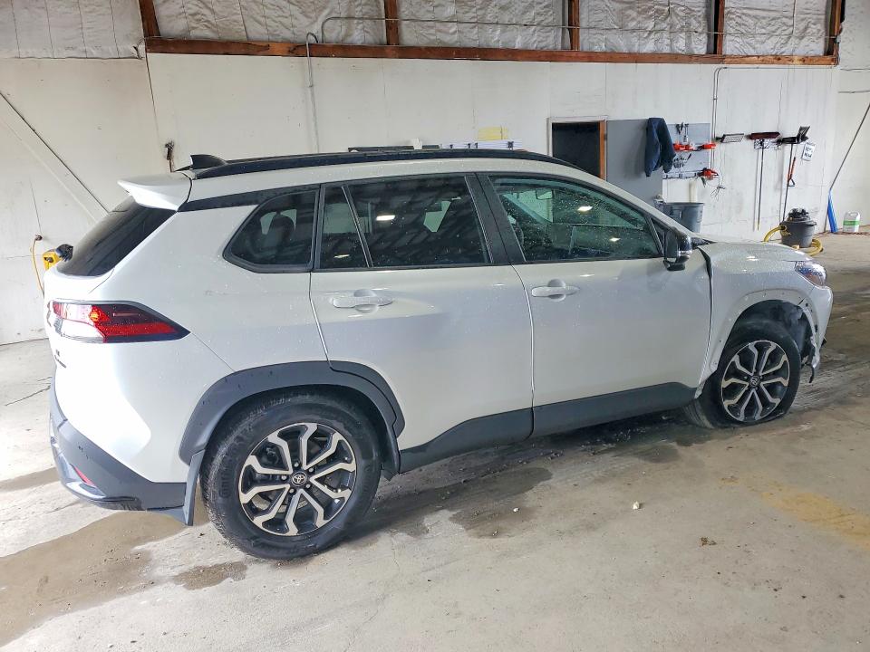 2026 Toyota Corolla cross VIN 7MUFBABG2TV097472 COPART salvage auction — FRONT END, Ky - Certificate Of Title, sold $17,000 on 2026-07-14 (photo 3)