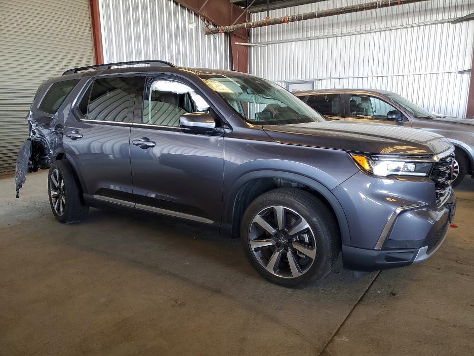 2025 Honda Pilot VIN 5FNYG1H82SB003081 COPART salvage auction — REAR END, Ca - Salvage Certificate, sold $8,100 on 2026-07-09 (photo 4)