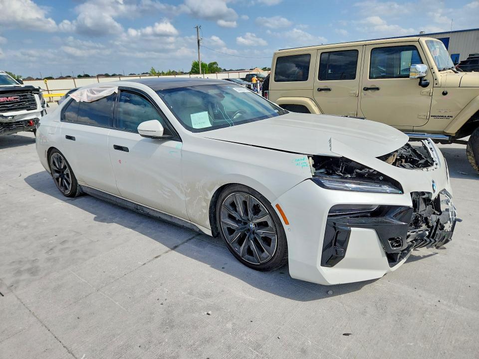 2023 BMW I7 VIN WBY53EJ07PCL81006 COPART salvage auction — FRONT END, Tx - Salvage Vehicle Title, sold $31,000 on 2026-08-11 (photo 4)