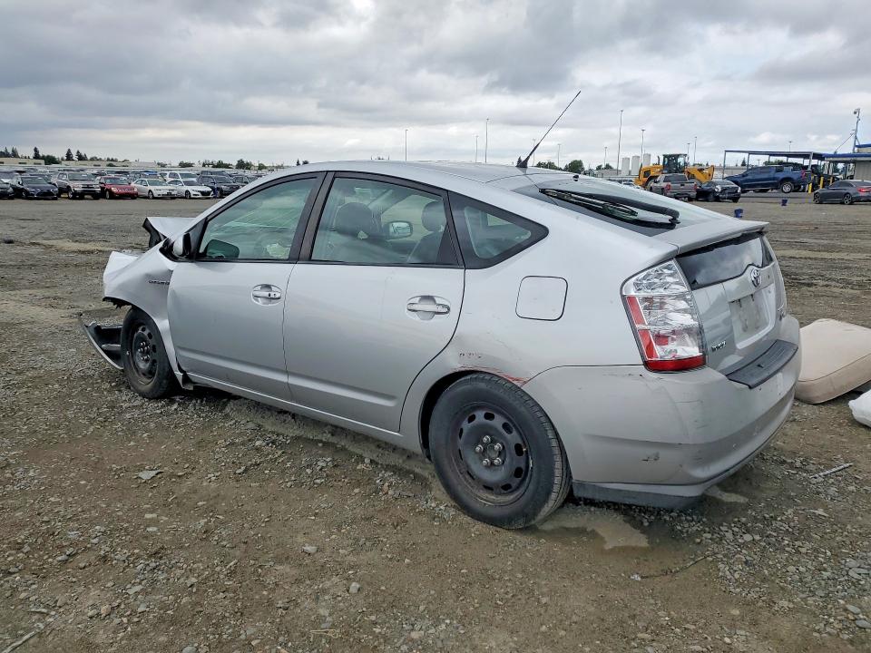 2007 Toyota Prius VIN JTDKB20U577620202 COPART salvage auction — FRONT END, Nr - Non-Repairable, sold $325 on 2026-07-07 (photo 2)