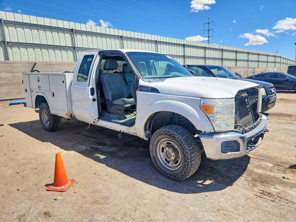 2014 Ford F250 VIN 1FT7X2B66EEA14910 COPART salvage auction — SIDE, Nm - Cert Of Title-Salvage, sold $400 on 2026-07-02 (photo 4)