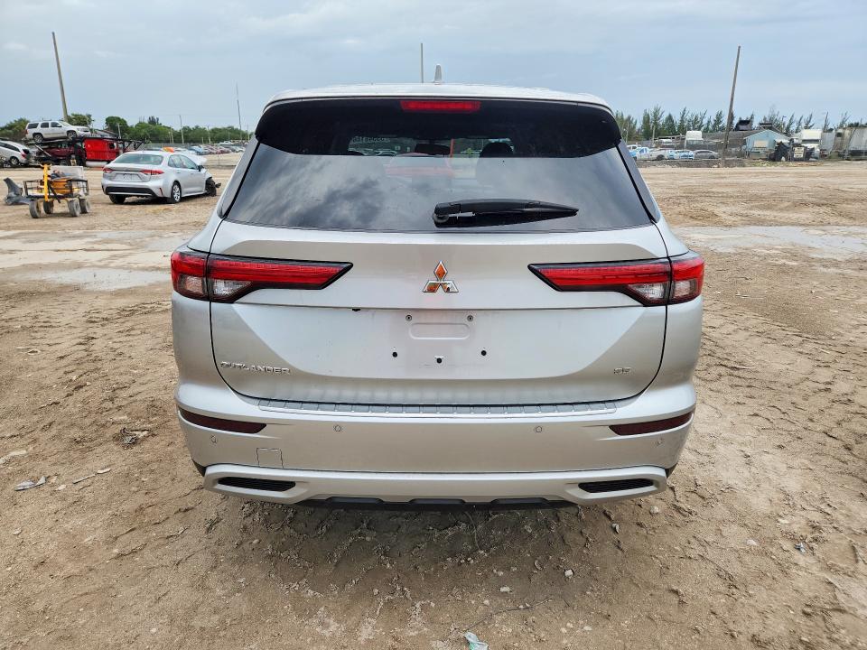 2024 Mitsubishi Outlander VIN JA4J3VA80RZ085714 COPART salvage auction — SIDE, Fl - Cert Of Title Slvg Rebuildable, sold $9,100 on 2026-08-20 (photo 6)