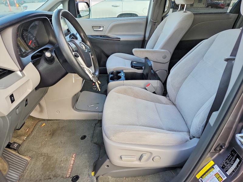 2017 Toyota VIN 5TDKZ3DC8HS841903 COPART salvage auction — MINOR DENT/SCRATCHES, La - Cert Of Title-Salvage, sold $6,600 on 2026-07-29 (photo 7)