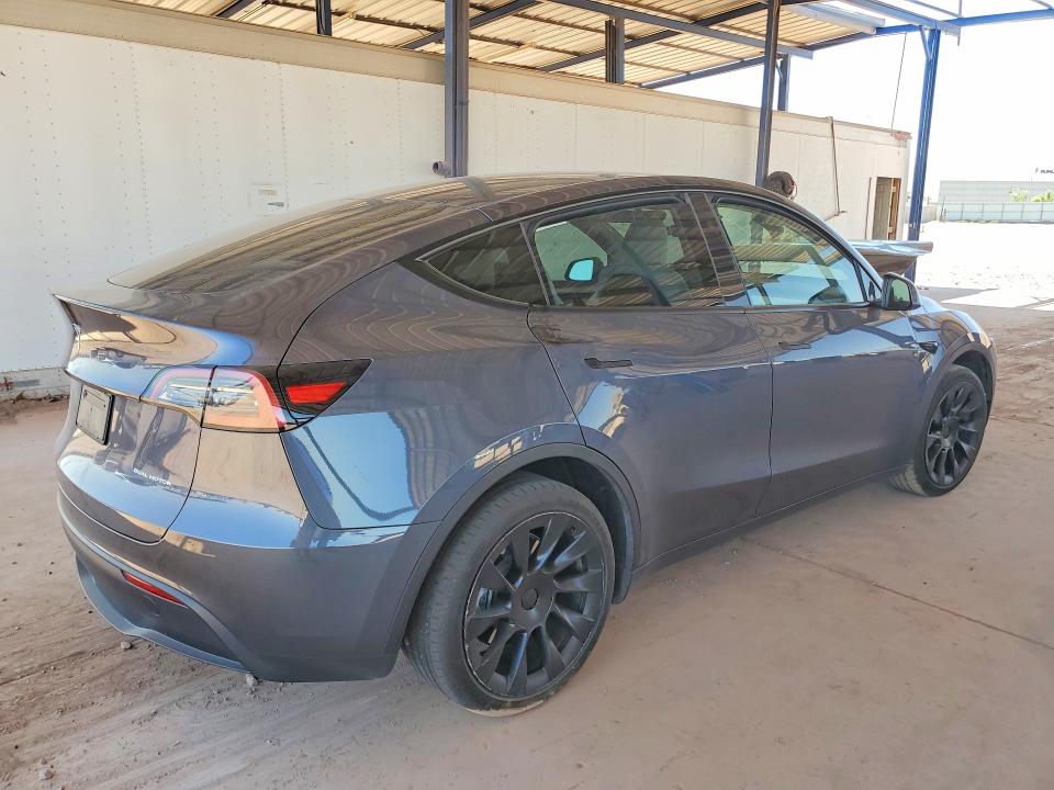 2023 Tesla Model y VIN 7SAYGDEE5PF879892 COPART salvage auction — FRONT END, Az - Cert Of Title - Salvage, sold $14,600 on 2026-07-07 (photo 3)