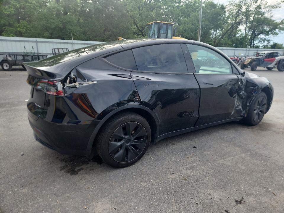 2025 Tesla Model y VIN 7SAYGDEE3SF295290 COPART salvage auction — SIDE, Nj - Cert Of Title-Salvage, sold $550 on 2026-07-30 (photo 3)