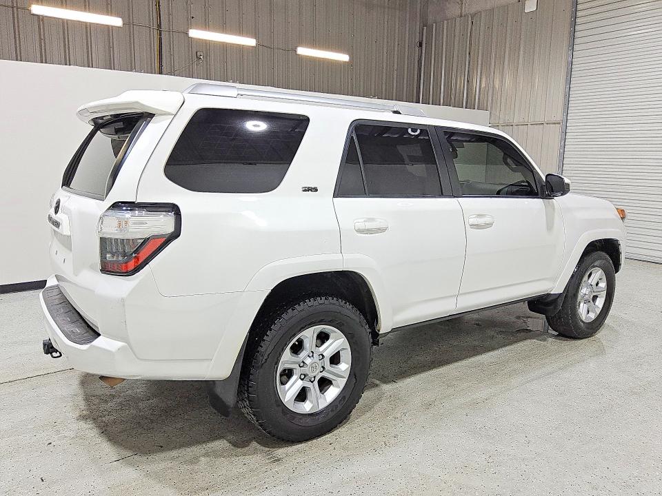 2018 Toyota 4runner VIN JTEZU5JR5J5172000 COPART salvage auction — NORMAL WEAR, FL - CERT OF TITLE-REBUILT, sold $9,200 on 2026-07-16 (photo 3)