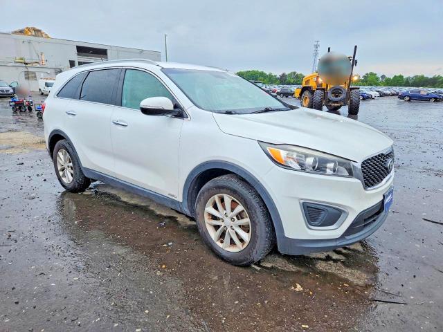 2017 Kia Sorento VIN 5XYPGDA37HG218968 COPART salvage auction — MECHANICAL, WV - CERTIFICATE OF TITLE, sold $250 on 2026-07-28 (photo 4)