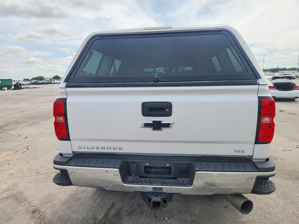 2018 Chevrolet Silverado VIN 1GC4K0EY7JF185091 COPART salvage auction — MINOR DENT/SCRATCHES, ID - SALVAGE CERTIFICATE OF TITLE, sold $2,850 on 2026-07-29 (photo 6)