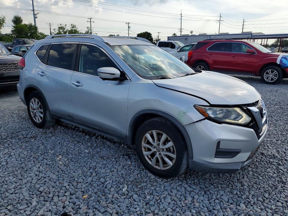 2017 Nissan Rogue VIN KNMAT2MT4HP520734 COPART salvage auction — FRONT END, Fl - Cert Of Title Slvg Rebuildable, sold $1,850 on 2026-07-10 (photo 4)