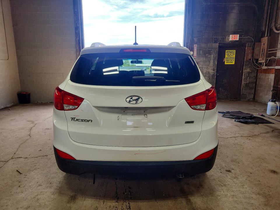 2014 Hyundai Tucson VIN KM8JUCAG6EU825641 COPART salvage auction — FRONT END, Oh - Cert Of Title-Salvage, sold $1,050 on 2026-07-13 (photo 6)